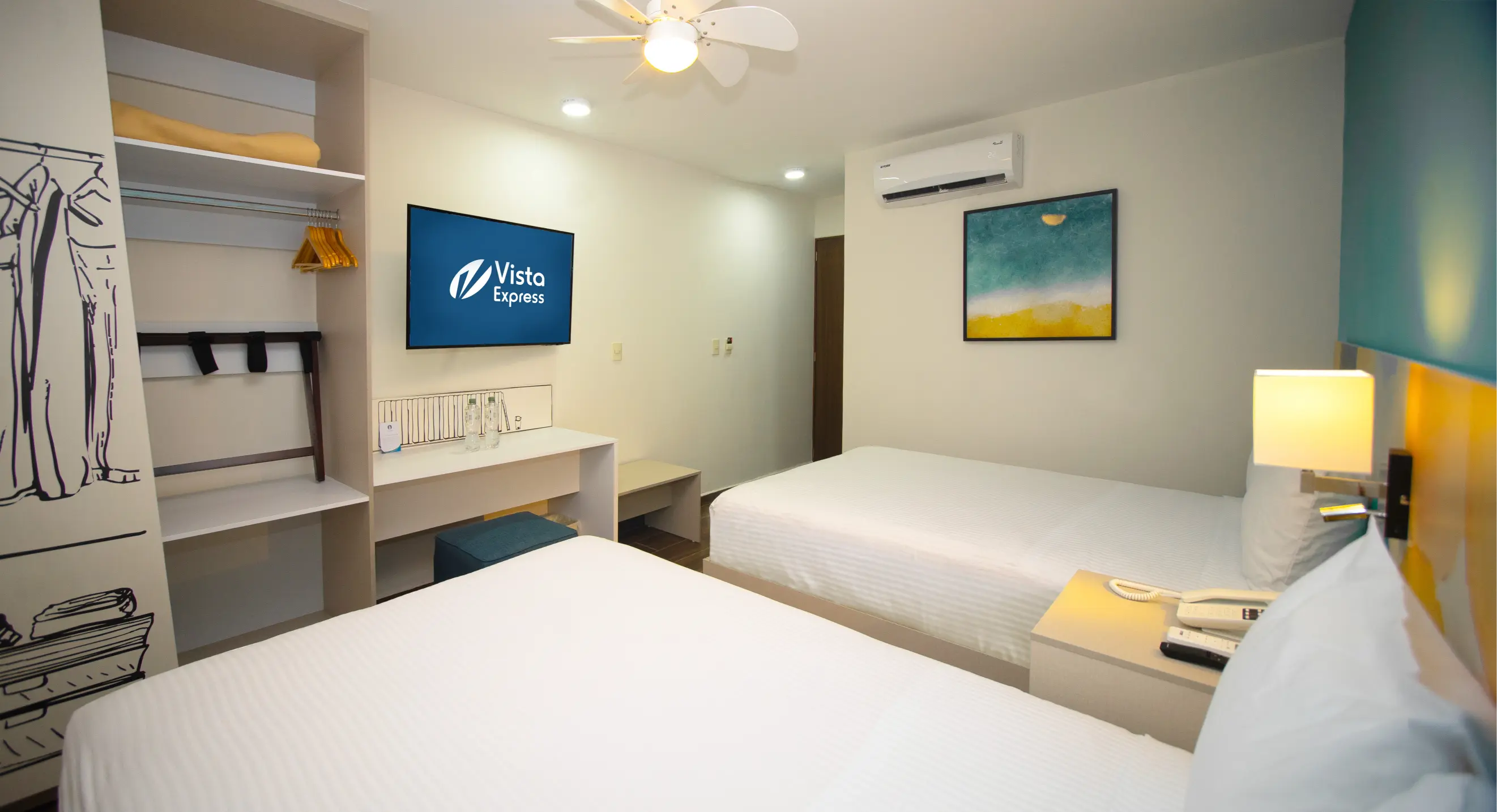 Standard room with two double beds